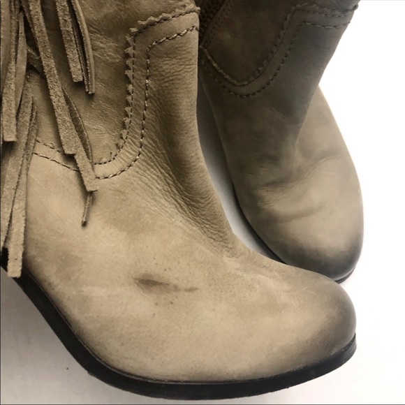 Sam Edelman Louie fringe booties size 7 stacked angled heel Dark Beige/Tan - Picture 6 of 8